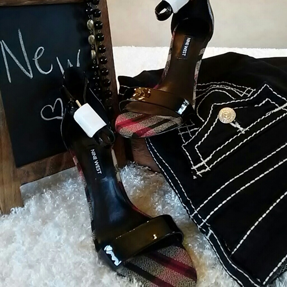 Nine West Plaid Trim Sandal nwob